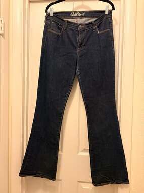 Old Navy Sweetheart Boot Cut Jeans Women's Size 8 S - Mid Rise Dark Wash Denim